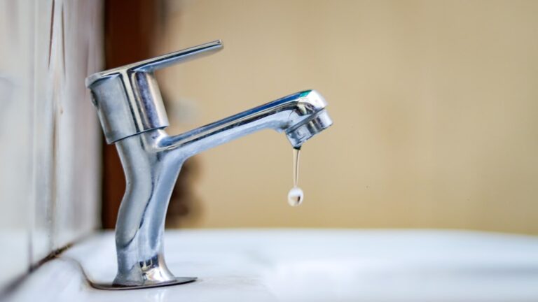 Efficiently Repair Leaky Faucets and Pipes